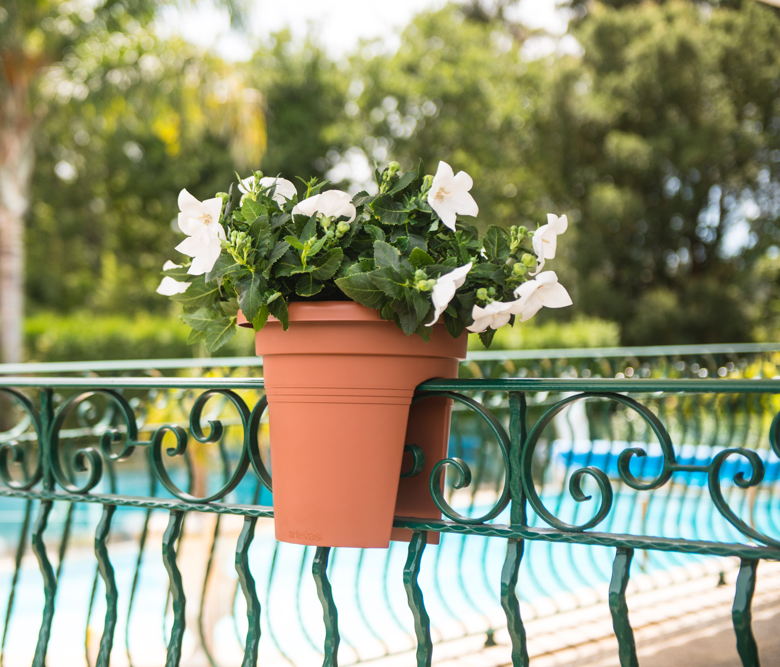 Venezia Balcony Pot